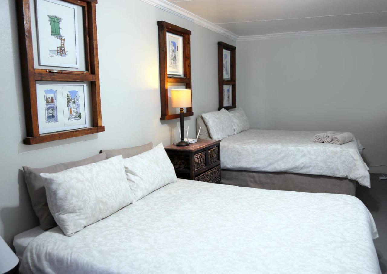 Mr Pell'S House Self-Catering Accommodation Джефрис Бей Екстериор снимка